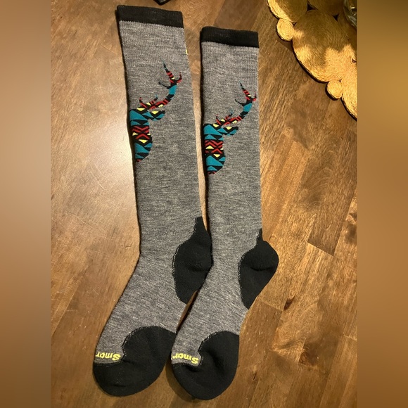 Smartwool Ski Cushioned Snowboard Snow Socks - Like New! ❄️ - Picture 3 of 7